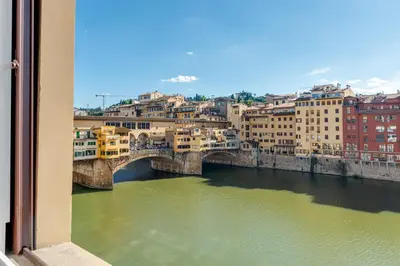 Vista sul fiume nelle vicinanze dell'aparthotel