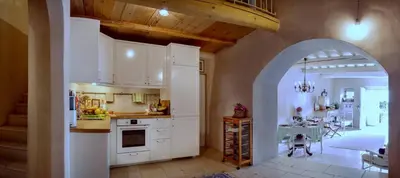 Cucina o angolo cottura di Sustainable Farmhouse In The Tuscan Countryside