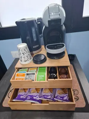Set per la preparazione di tè e caffè presso Joy's House
