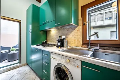 Cucina o angolo cottura di Modern Suite in Florence