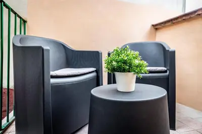 Area soggiorno di Modern Suite in Florence