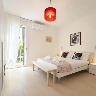 Florence Charming Apartments - Conventino Modern - One-bedroom Flat with Living Area and Garage near Boboli