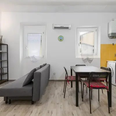UNYCA - Florence Comfort Loft