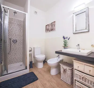 Bagno di Apartments Florence - San Marco Suite 3