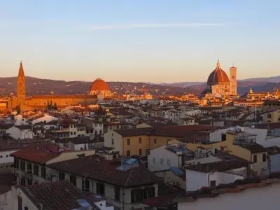 Vista generica su Firenze o vista sulla città dall'interno dell'appartamento