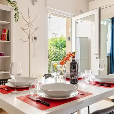 New charming apartment with garden in Florence