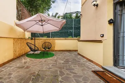 Planimetria di Modern Minimalist Loft with Terrace and Parking