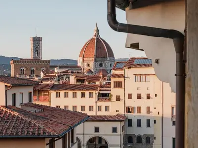 Vista generica su Firenze o vista sulla città dall'interno dell'appartamento
