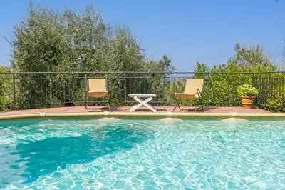 Piscina di Poggio de' Galli o nelle vicinanze