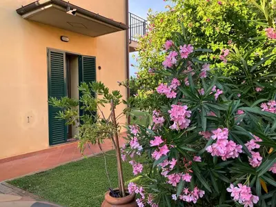 Giardino di Tuscan Charm Spacious Florence Home