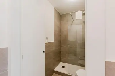 Bagno di GuestHost - Peaceful Apartment in Florence