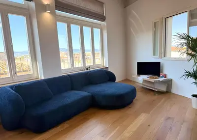 TV o dispositivi per l'intrattenimento presso Santo Stefano - Vista su Castello Medievale