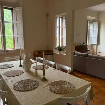Stylish 3-Bedroom Apartment in Prestigious Florence