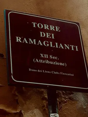 Certificato, attestato, insegna o altro documento esposto da Torre 1100 - Rough Luxe in 12th Century Tower