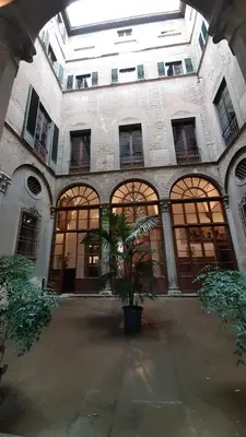 Facciata o entrata di Palazzo Capponi alle Rovinate