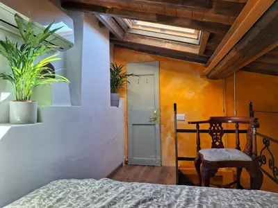 Cucina o angolo cottura di Cozy Studio Attic at Historical Centre of Florence 5 mins SMN and 7 Duomo