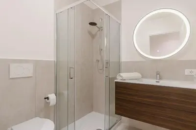 Bagno di Steps from Station Single Room with Shared Bath