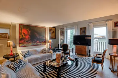 TV o dispositivi per l'intrattenimento presso Luxury-Penthouse 50 mt da Pontevecchio - By MOIS Collection