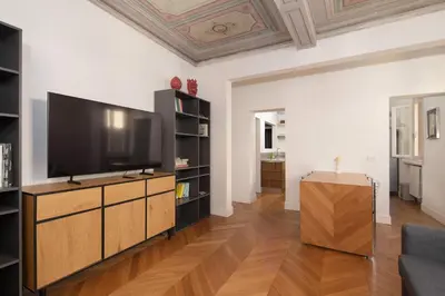 Cucina o angolo cottura di Modern 2BR apartment in Santa Maria Novella