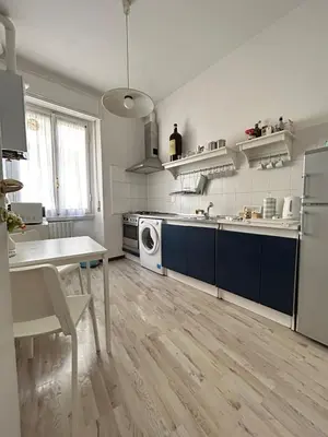 Cucina o angolo cottura di Federica's Ponte Vecchio 1bd - by FlorenceHospitality
