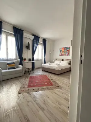 Letto o letti in una camera di Federica's Ponte Vecchio 1bd - by FlorenceHospitality