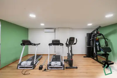 Palestra o centro fitness di Hotiday Firenze Peretola