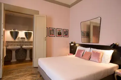 Letto o letti in una camera di AdAstra Suites