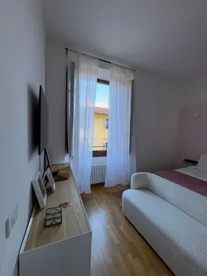 TV o dispositivi per l'intrattenimento presso Cozy apartment Firenze - con ascensore