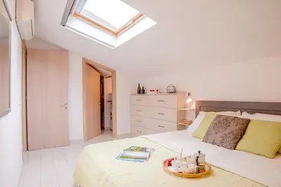 Letto o letti in una camera di Apartment with terrace SAN FREDIANO AREA -4 people
