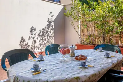 Planimetria di Bright home with large terrace, near Florence