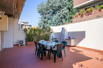 Balcone o terrazza di Bright home with large terrace, near Florence
