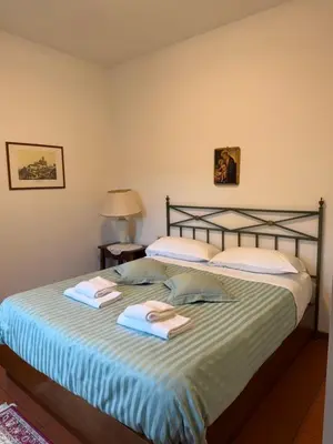 Letto o letti in una camera di Charming & relaxing apt in Florence