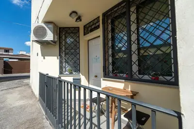 Balcone o terrazza di Jolie Piccola Maison Firenze - casa indipendente Careggi Rifredi