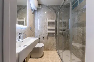 Bagno di Augustus Suite Vw Duomo Apt w 3 bad 3 bat Ac