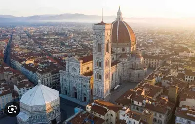 Vista generica su Firenze o vista sulla città dall'interno dell'appartamento