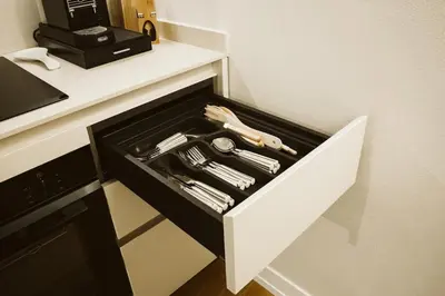 Cucina o angolo cottura di Elegant Oltrarno - 2 King bedroom - walk to Pitti