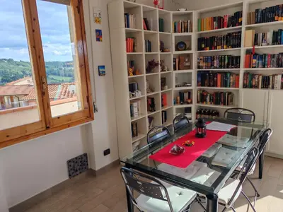 Biblioteca nell'appartamento