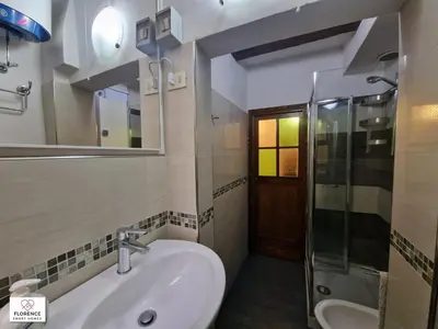 Bagno di Florentine Apt Pontevecchio by Florence Sweet Homes