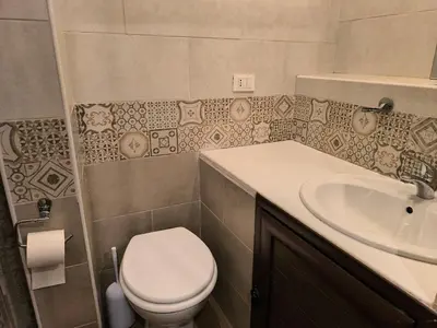Bagno di Camera in centro a pochi passi dalla stazione