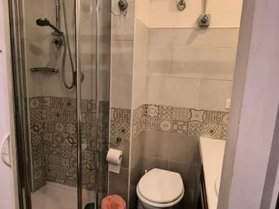 Bagno di Camera in centro a pochi passi dalla stazione