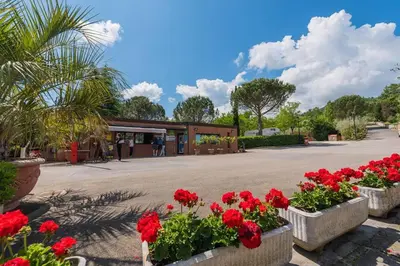 Giardino di Camping Village Il Poggetto - Maeva