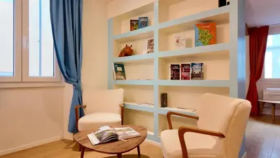 Area soggiorno di Pellicceria Charm Apartment