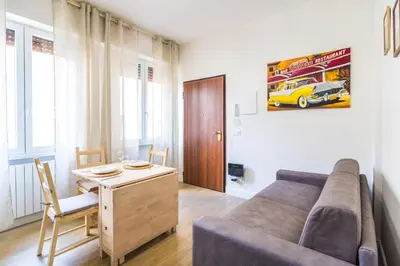 Area soggiorno di Bright Apartment 2 in Guido monaco