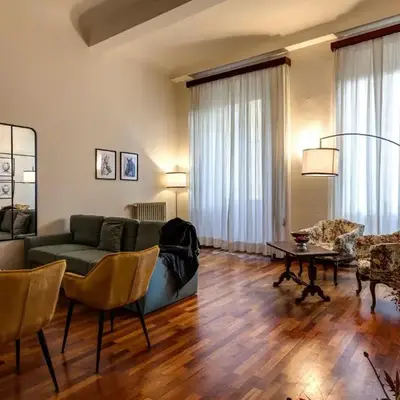 Pergola Apartment by Mamo Florence