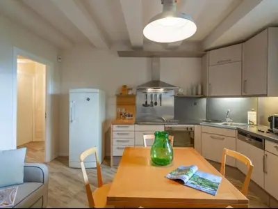 Cucina o angolo cottura di Apartment Gemütliche Ferienwohnung Le Volte by Interhome