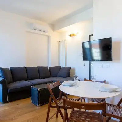 GuestHost - Santa Maria Novella Charming Apartment
