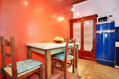 Cucina o angolo cottura di Charming and Cozy House in Florence
