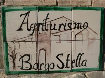 Certificato, attestato, insegna o altro documento esposto da Agriturismo Borgo Stella