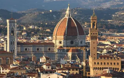 Vista generica su Firenze o vista sulla città dall'interno dell'appartamento