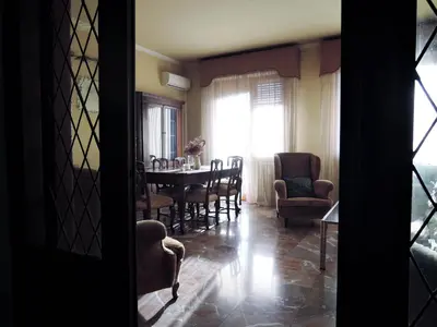Area soggiorno di spacious and very bright apartment with view